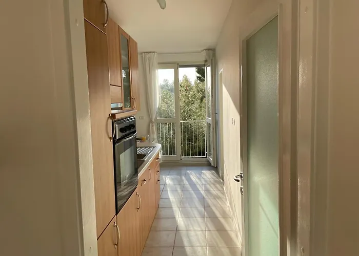 Bella Veruda In Lägenhet Pula